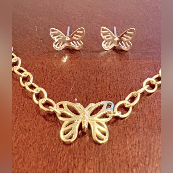 Vintage Jewelry - NWOT, Gold Butterfly Necklace and Earring Set
